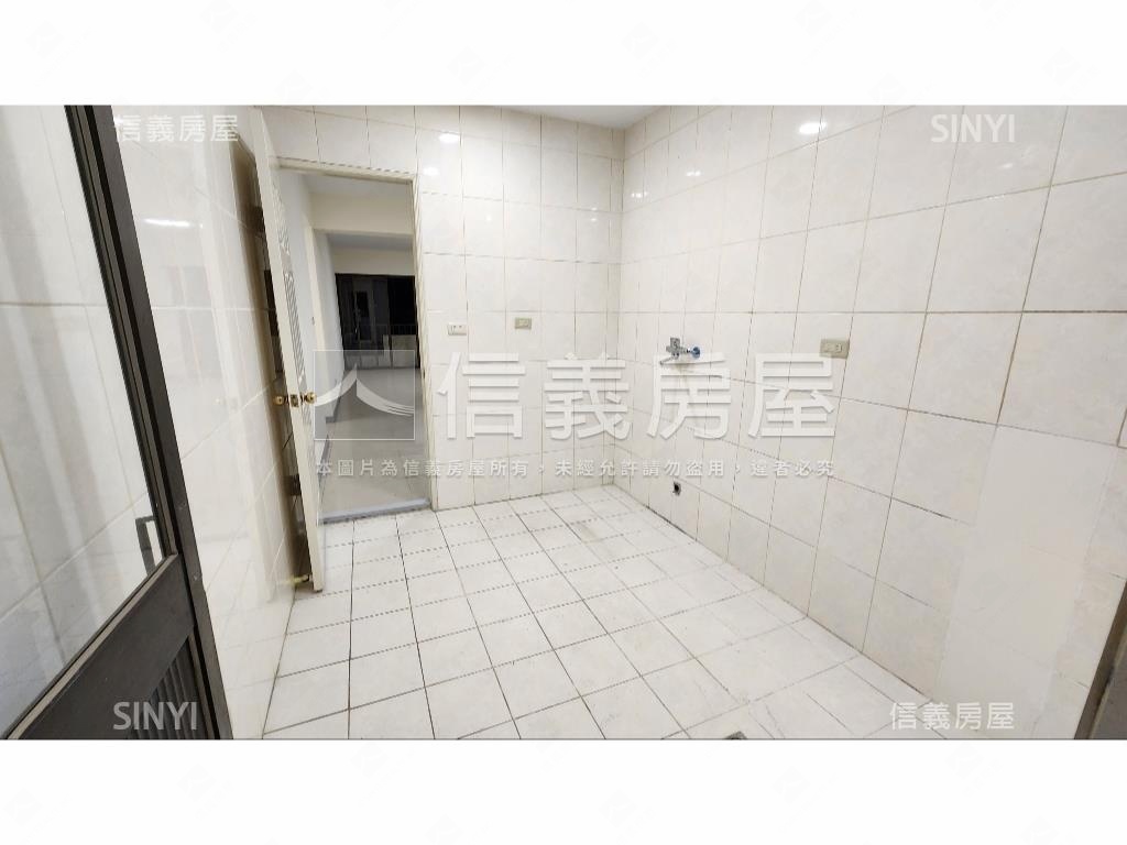 安和捷運明亮電梯四房房屋室內格局與周邊環境