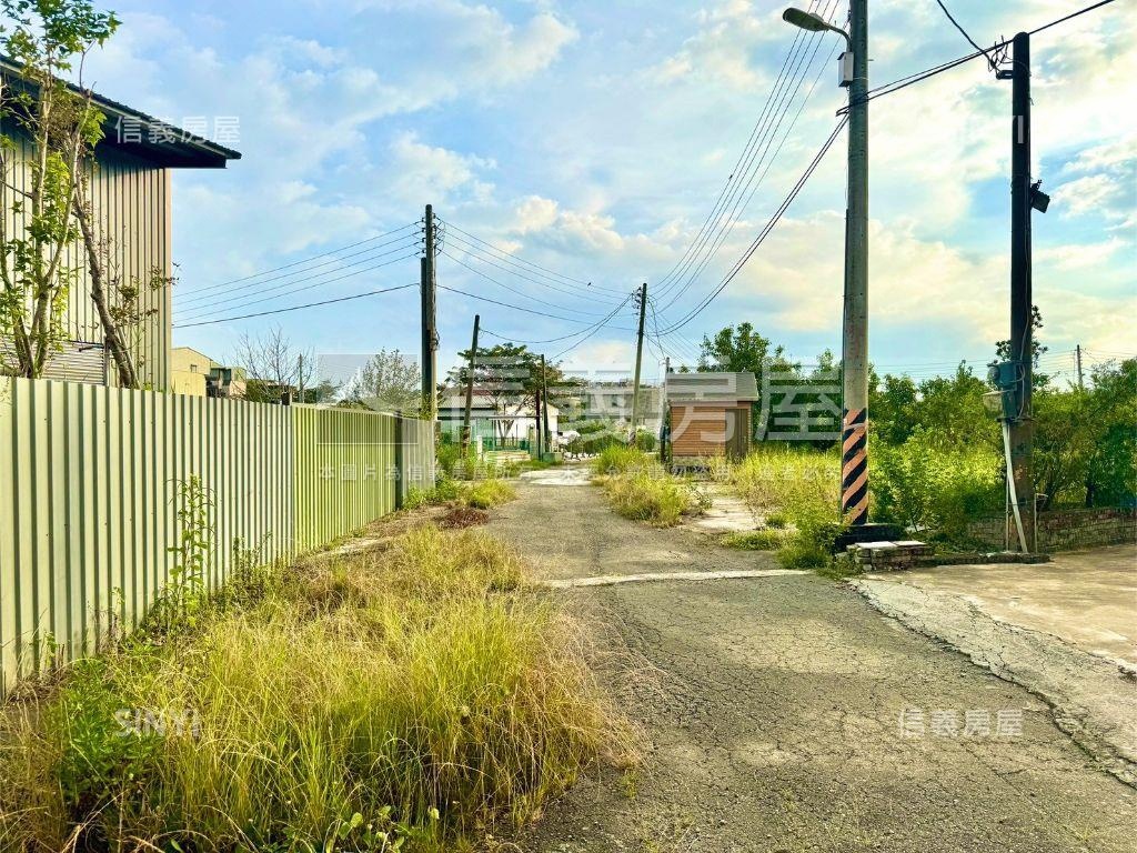 近省道面寬２５米都內農地房屋室內格局與周邊環境