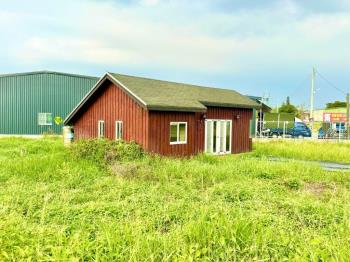 近省道面寬２５米都內農地