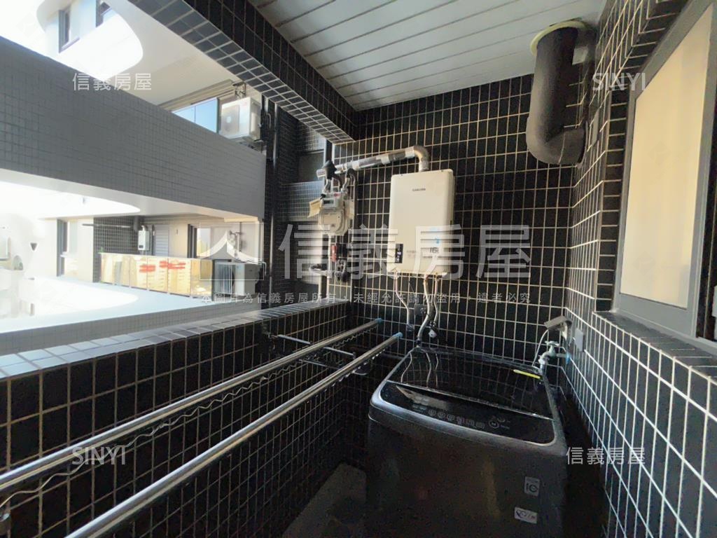 名發晶閣景觀豪邸房屋室內格局與周邊環境