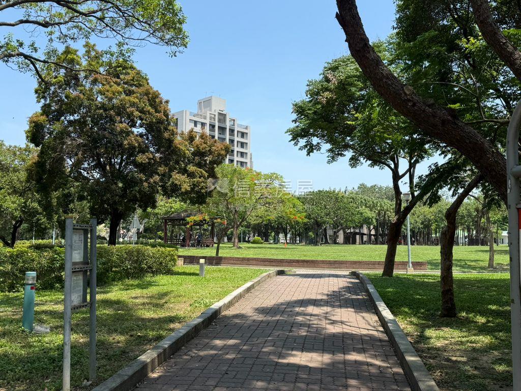 低總價市場攤位房屋室內格局與周邊環境