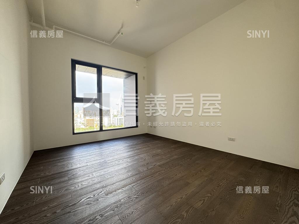 美術皇居霸氣豪邸附三平車房屋室內格局與周邊環境