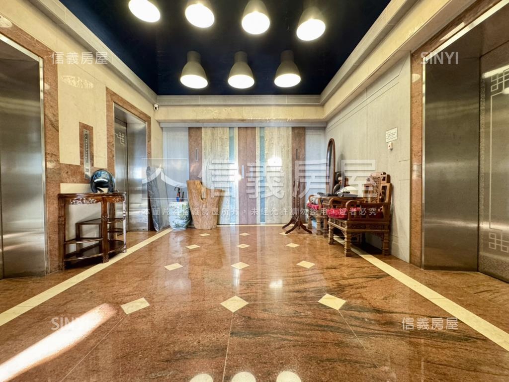 台中西區３０８整層商辦房屋室內格局與周邊環境