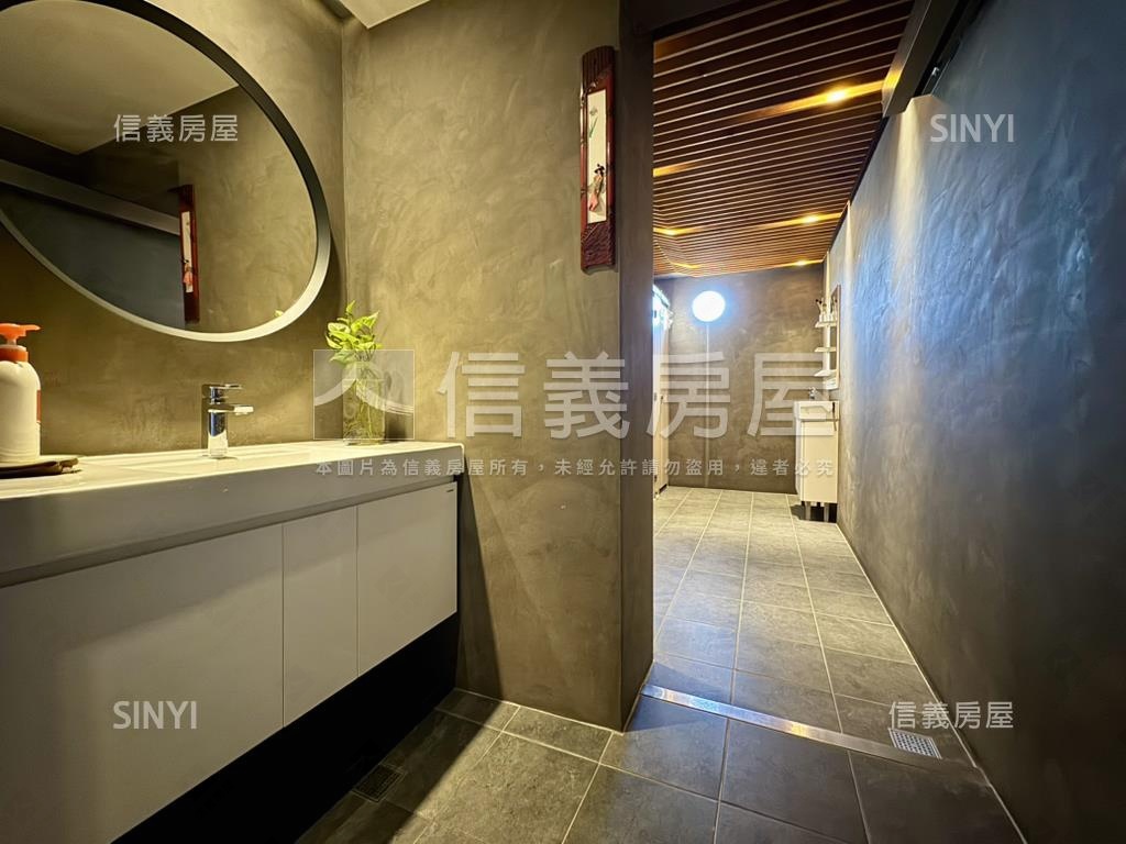 台中西區３０８整層商辦房屋室內格局與周邊環境