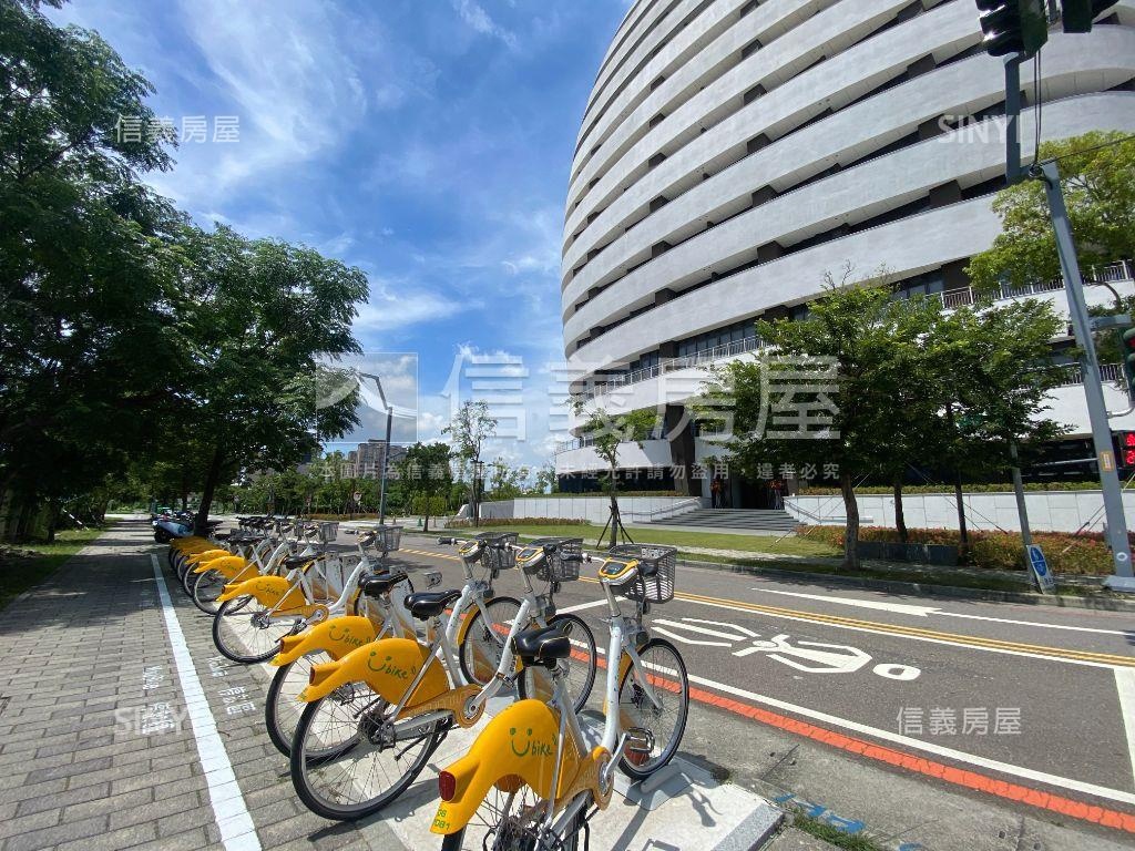 已空屋！逢甲電梯大３房房屋室內格局與周邊環境