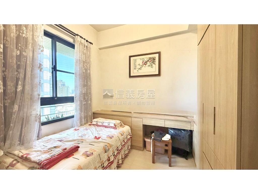崇德機能朝南美三房平車房屋室內格局與周邊環境