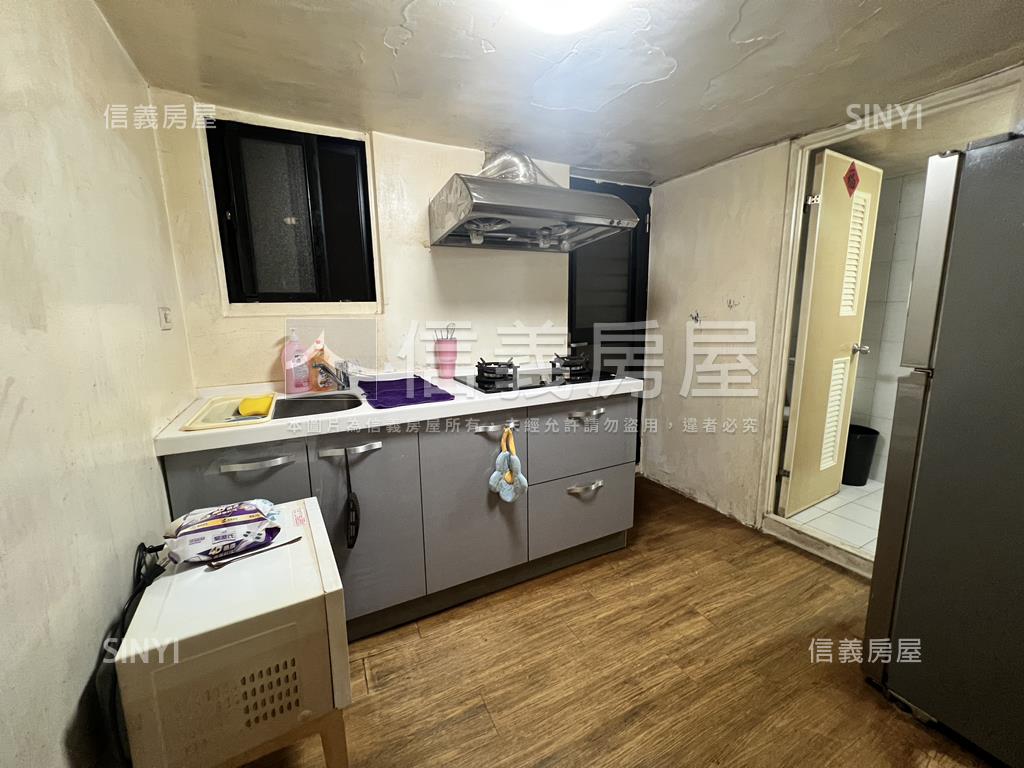 鳳山國中活巷美透房屋室內格局與周邊環境