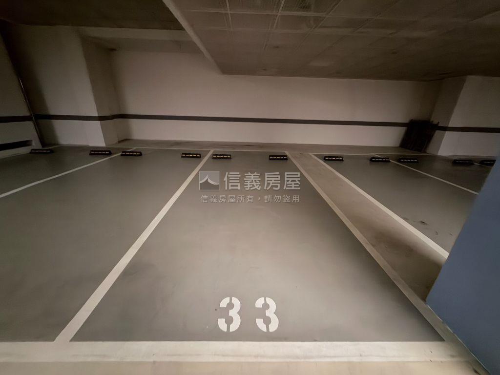 鄉林玉川頂奢裝潢溫泉宅房屋室內格局與周邊環境