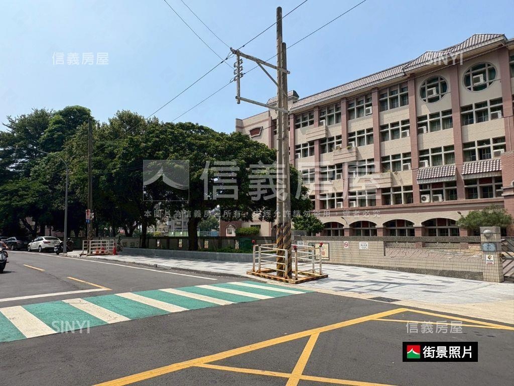 華興重劃三房車位房屋室內格局與周邊環境