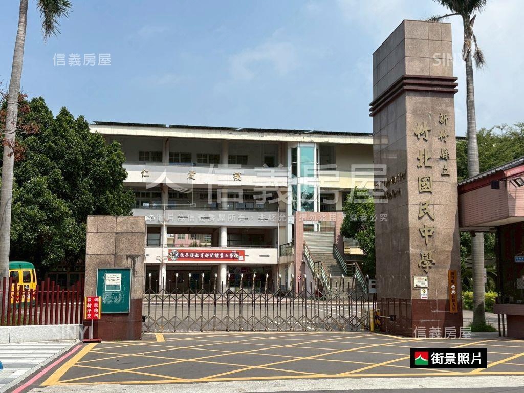 華興重劃三房車位房屋室內格局與周邊環境