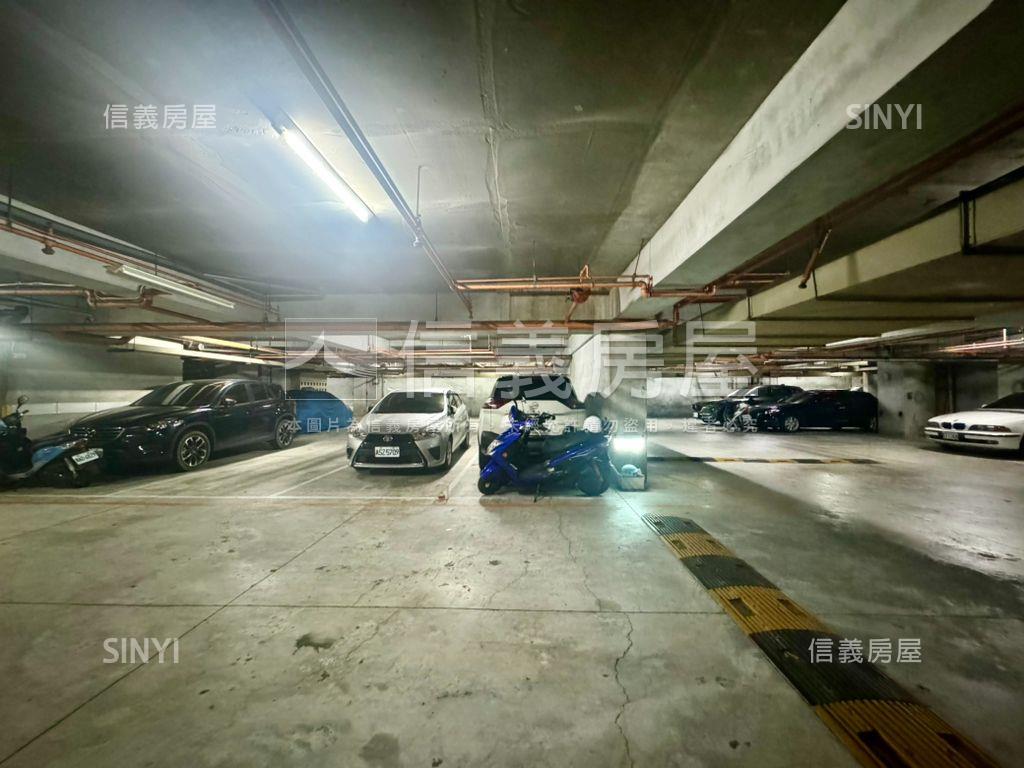 陽明稀有亮美大三房平車房屋室內格局與周邊環境