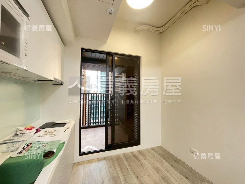 專任※長耀初三房初見美寓房屋室內格局與周邊環境