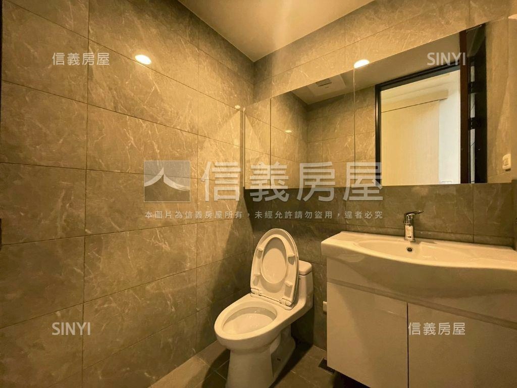 專任※長耀初三房初見美寓房屋室內格局與周邊環境