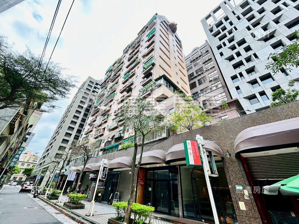 中山國小站邊間美宅房屋室內格局與周邊環境