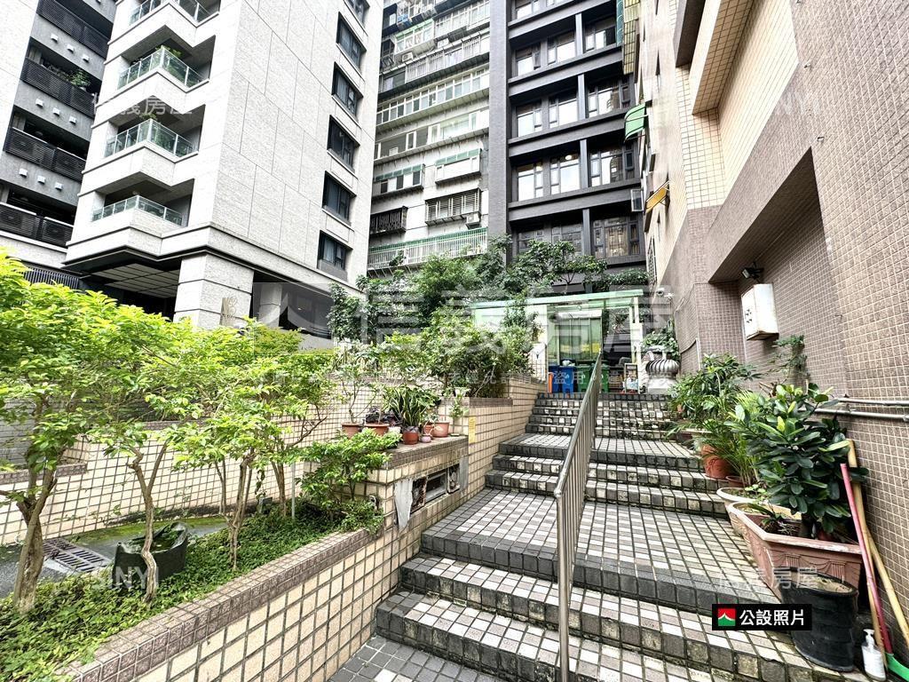 中山國小站邊間美宅房屋室內格局與周邊環境