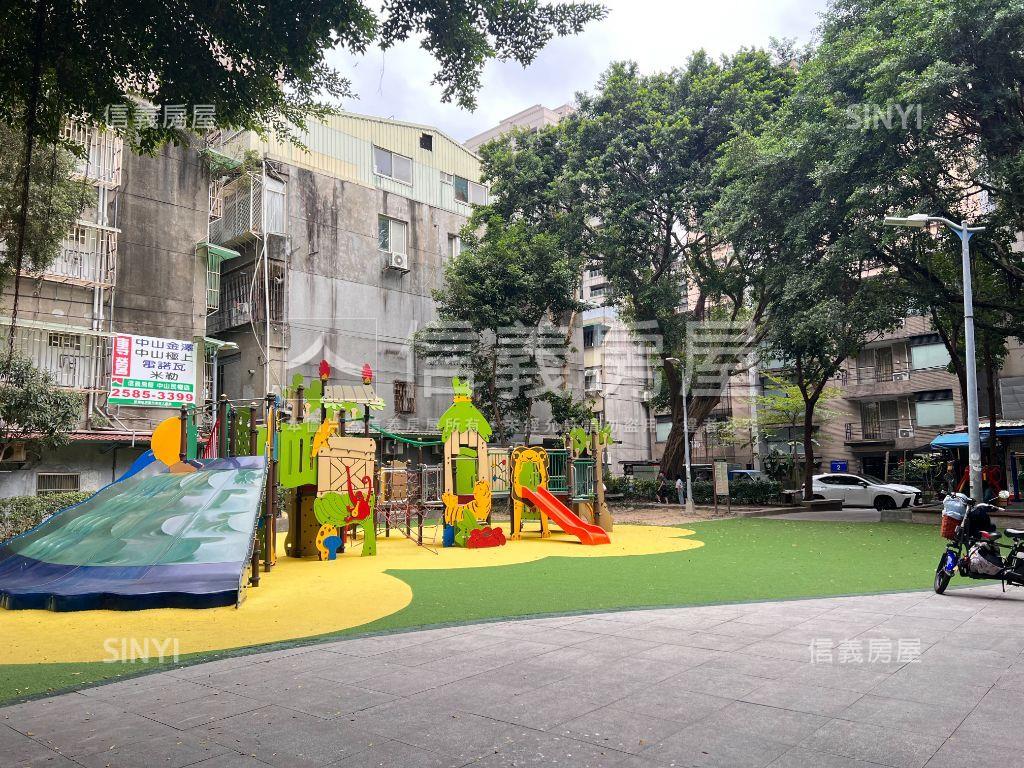 中山國小站邊間美宅房屋室內格局與周邊環境