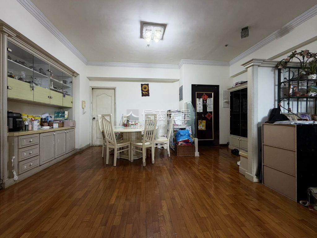 莎士比亞高樓景觀房房屋室內格局與周邊環境