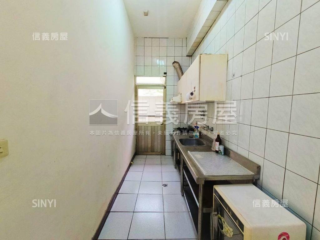 近和平國小一樓美三房房屋室內格局與周邊環境