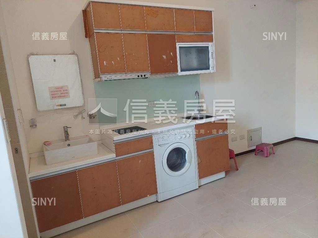 南港雙捷運世貿小品房屋室內格局與周邊環境