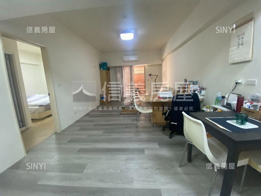 國際莊園３房平車房屋室內格局與周邊環境