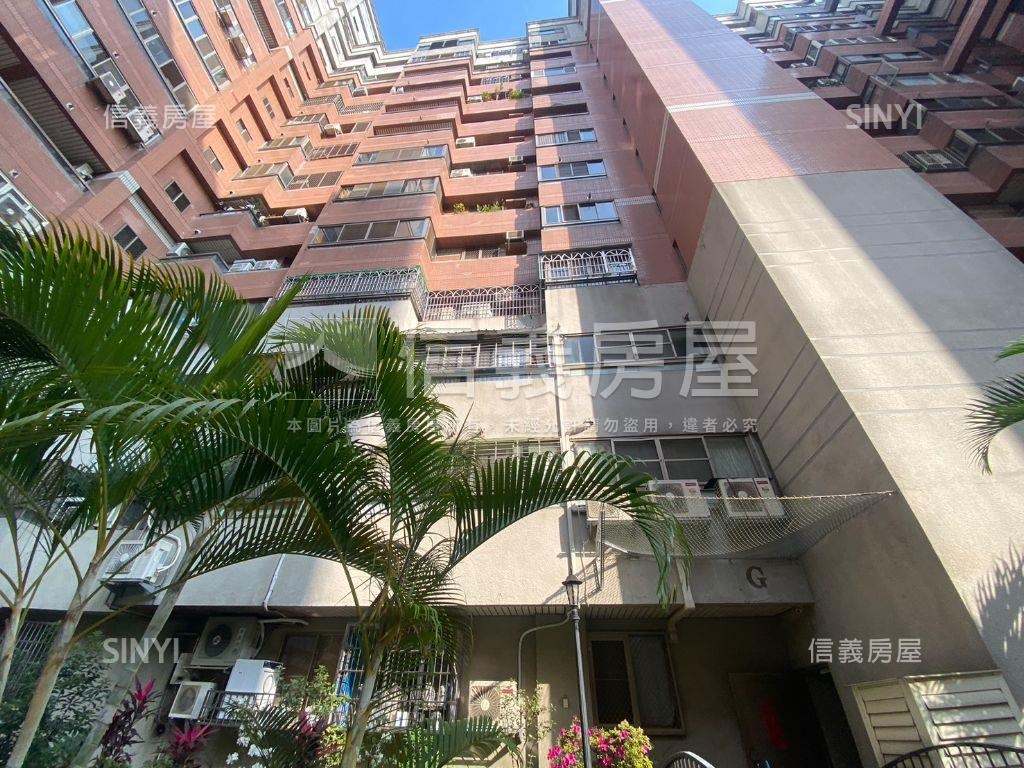 國際莊園３房平車房屋室內格局與周邊環境
