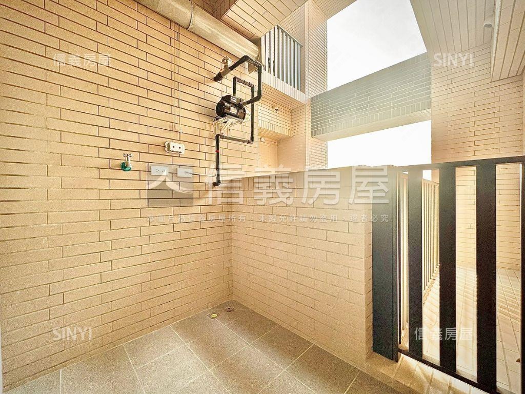 宇成植感｜次頂樓三房平車房屋室內格局與周邊環境