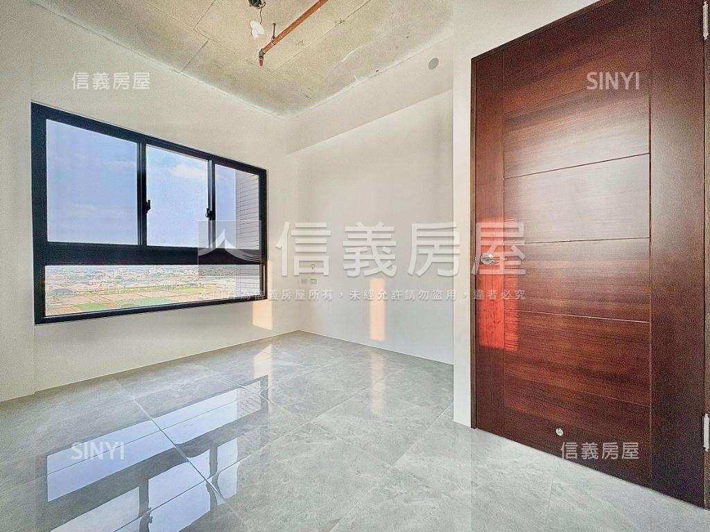 宇成植感｜次頂樓三房平車房屋室內格局與周邊環境