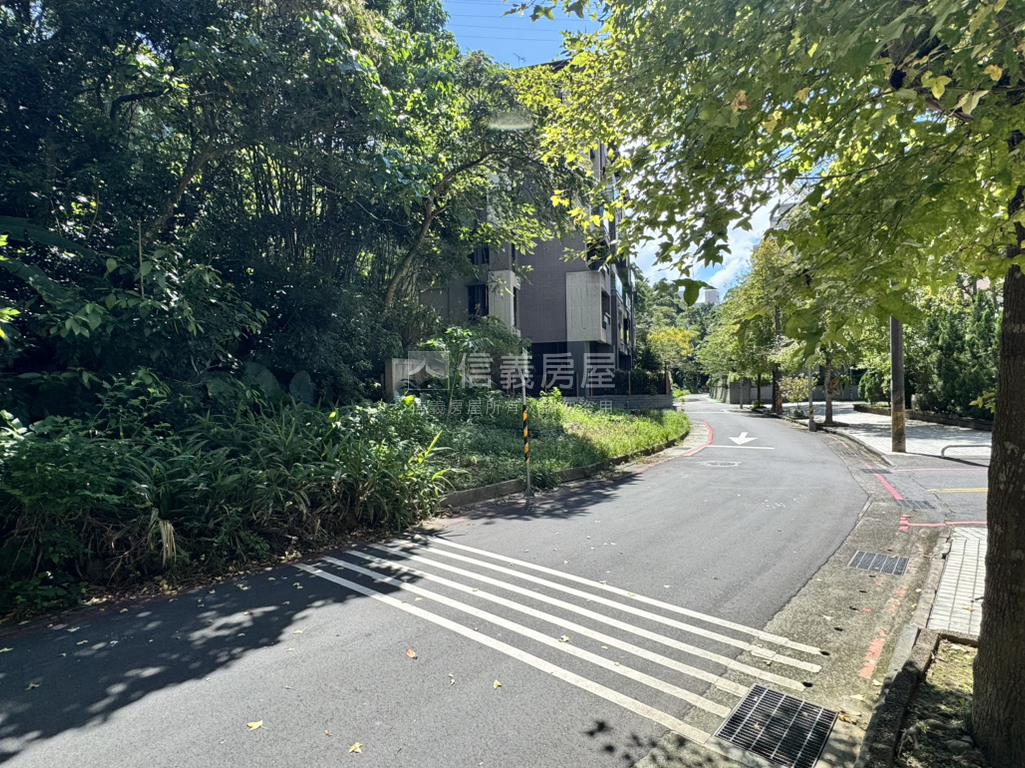 深藏綠意住二土地房屋室內格局與周邊環境