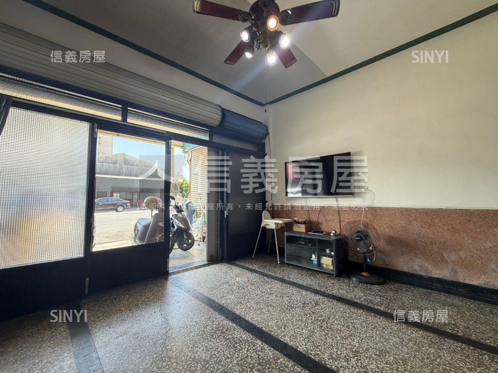 南區約二十米透天店住房屋室內格局與周邊環境