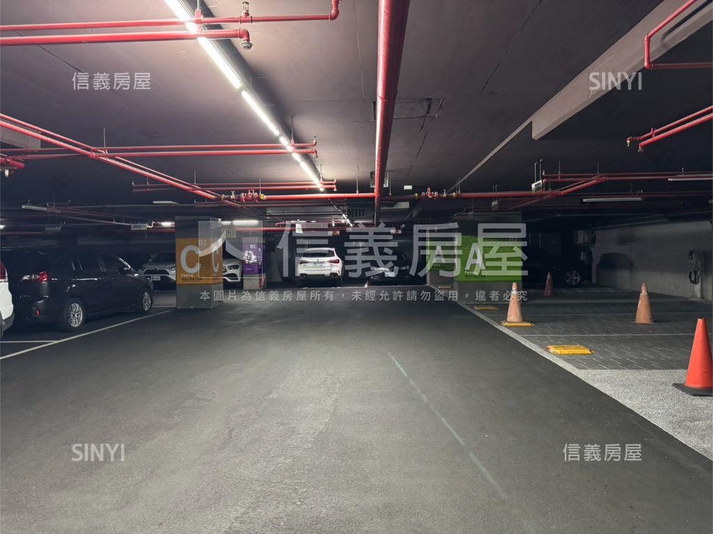 頂埔捷運挑高廠辦房屋室內格局與周邊環境