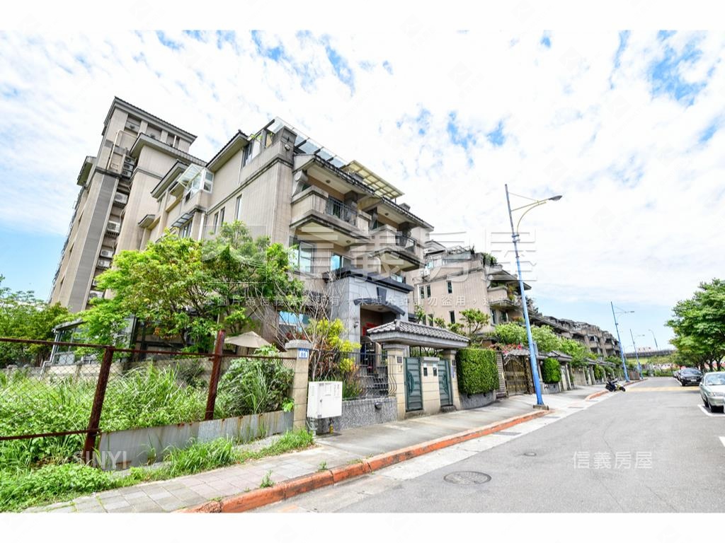 近捷運窗外綠境園墅兩房房屋室內格局與周邊環境