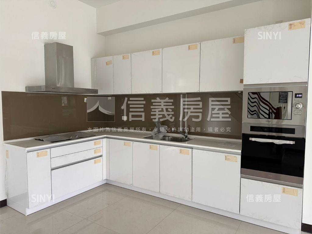 九份子大面寬店面房屋室內格局與周邊環境