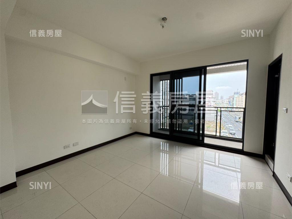 九份子大面寬店面房屋室內格局與周邊環境