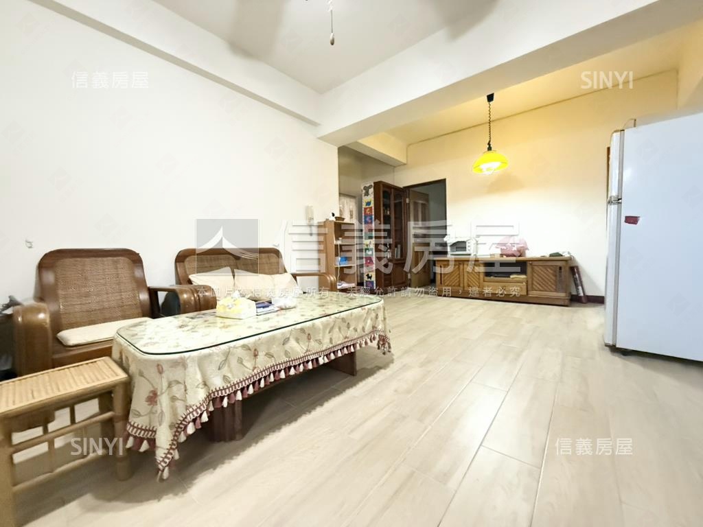 宜園世家三房美屋房屋室內格局與周邊環境