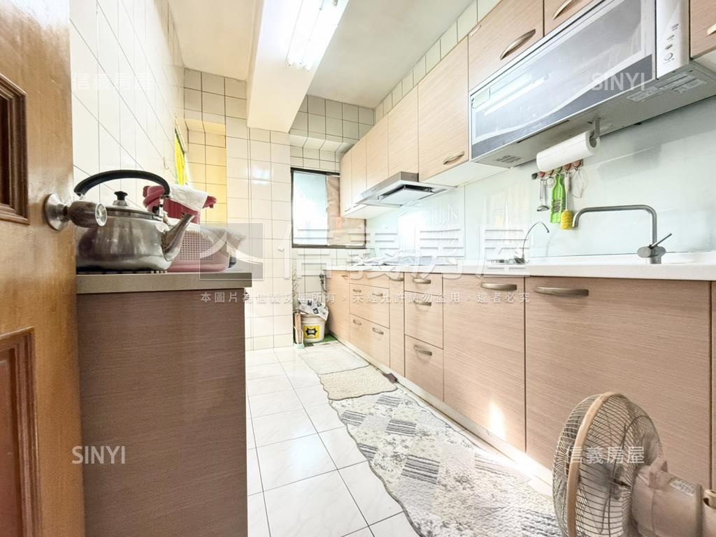 宜園世家三房美屋房屋室內格局與周邊環境