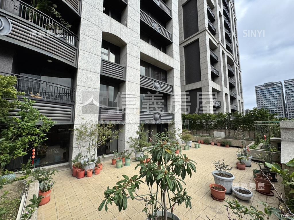 京懋稀有露台戶房屋室內格局與周邊環境