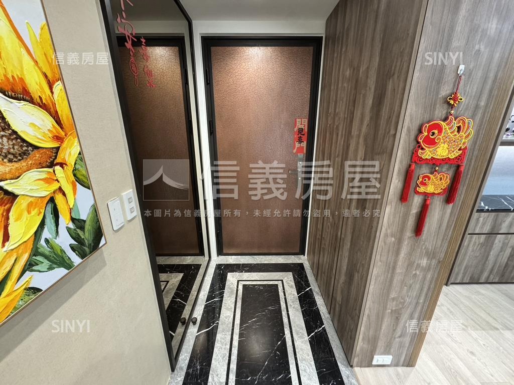 京懋稀有露台戶房屋室內格局與周邊環境