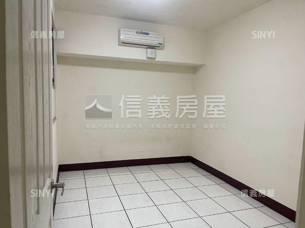 專任近遠百三房華廈房屋室內格局與周邊環境