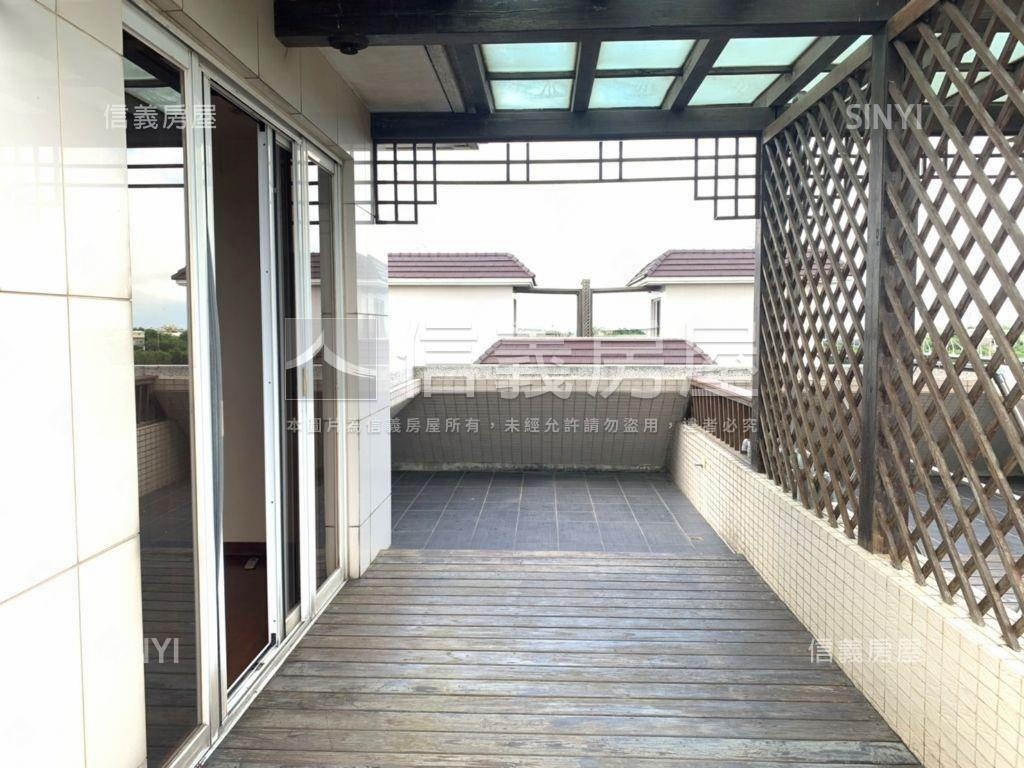 ｖｉｌｌａ前庭後院美別墅房屋室內格局與周邊環境