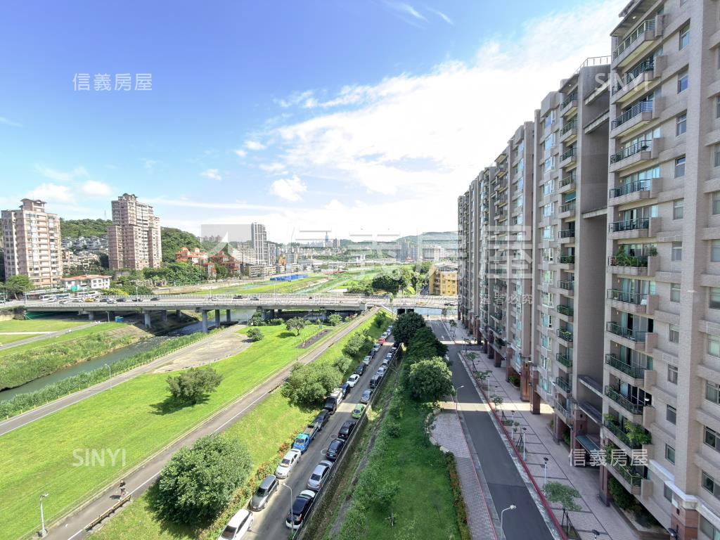 河景首排．全新落成房屋室內格局與周邊環境