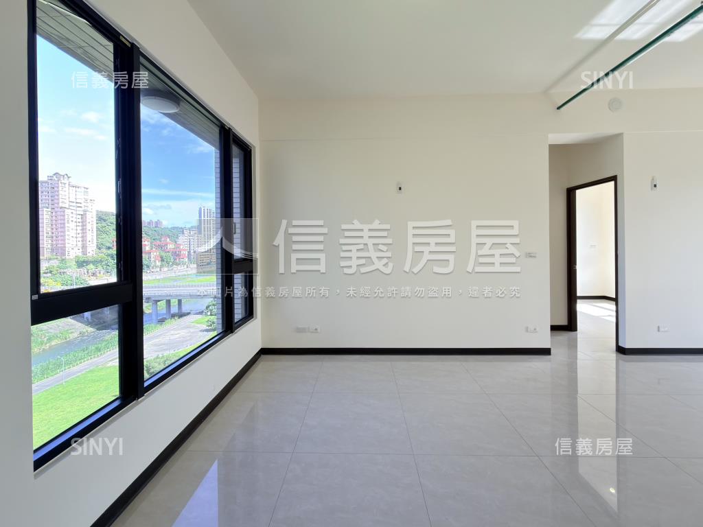 河景首排．全新落成房屋室內格局與周邊環境