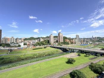 河景首席．全新落成