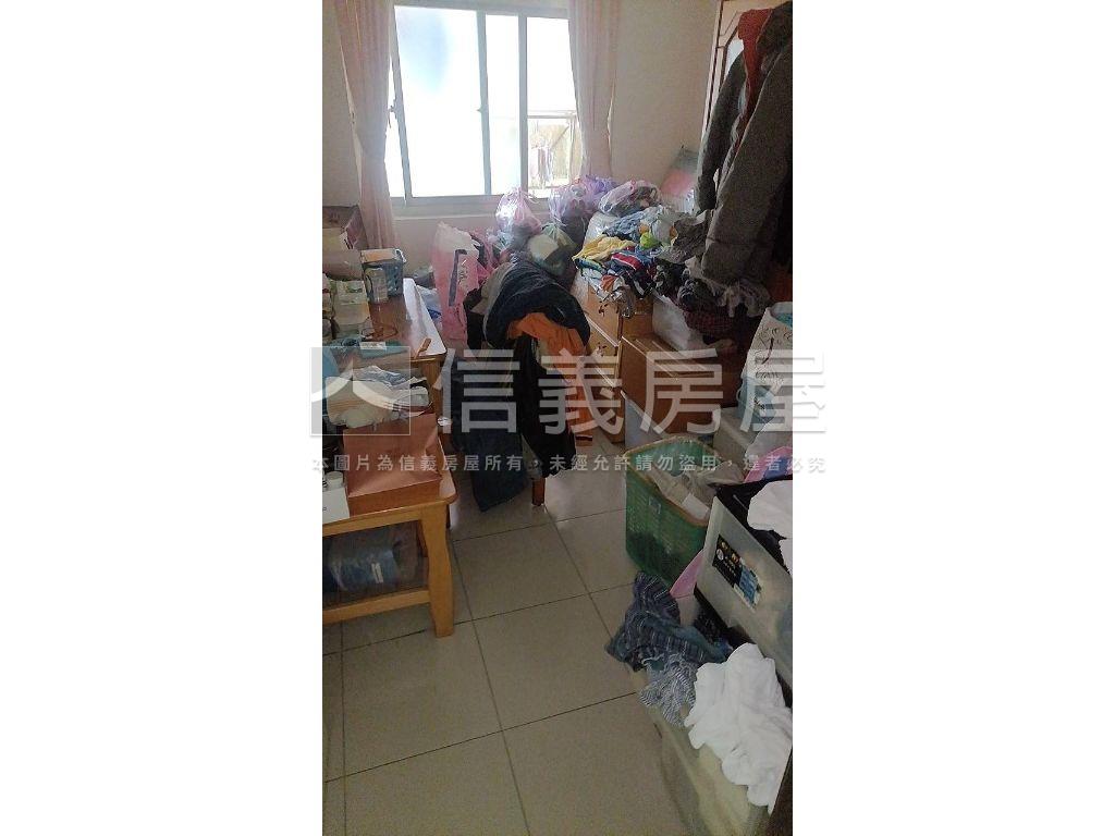 低總價大坪林捷運四房房屋室內格局與周邊環境