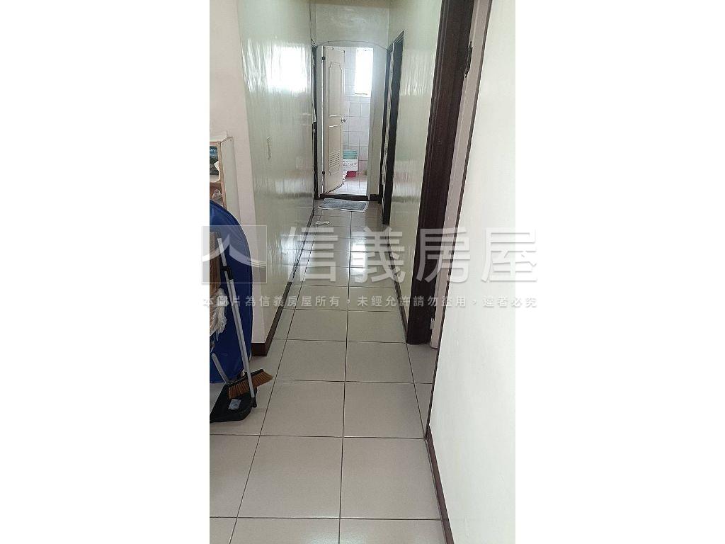 低總價大坪林捷運四房房屋室內格局與周邊環境