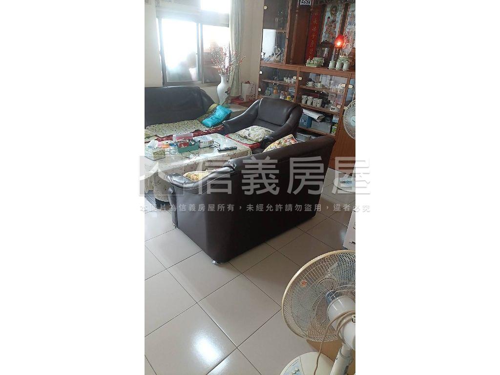 低總價大坪林捷運四房房屋室內格局與周邊環境