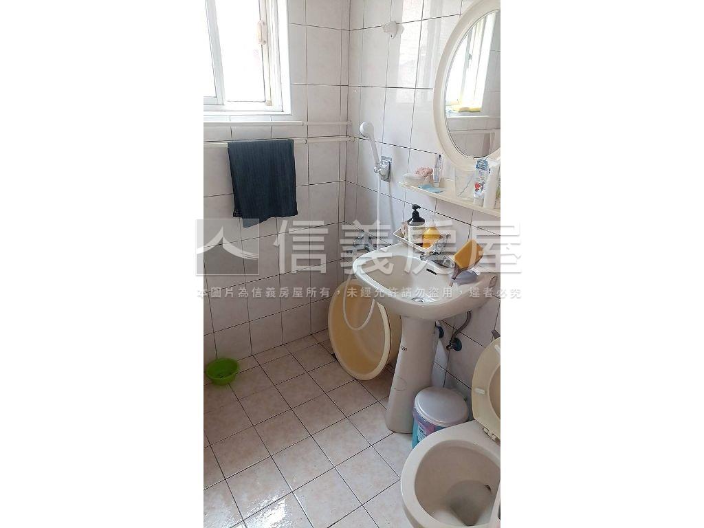 低總價大坪林捷運四房房屋室內格局與周邊環境