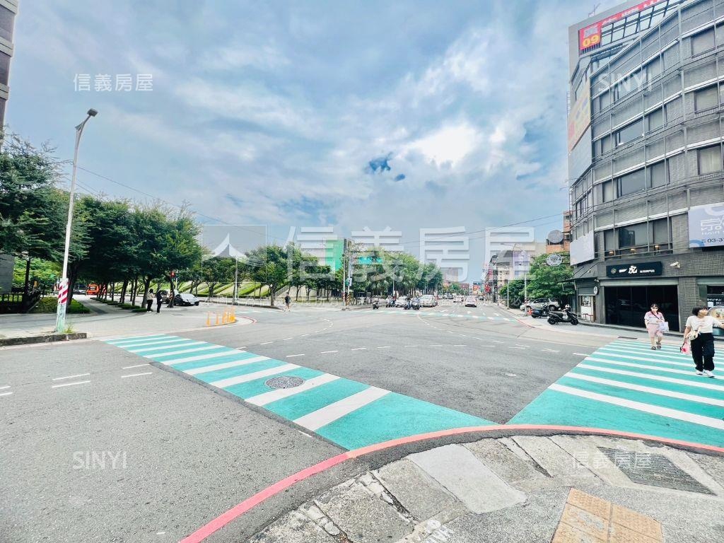 近廣豐三角窗金店面房屋室內格局與周邊環境