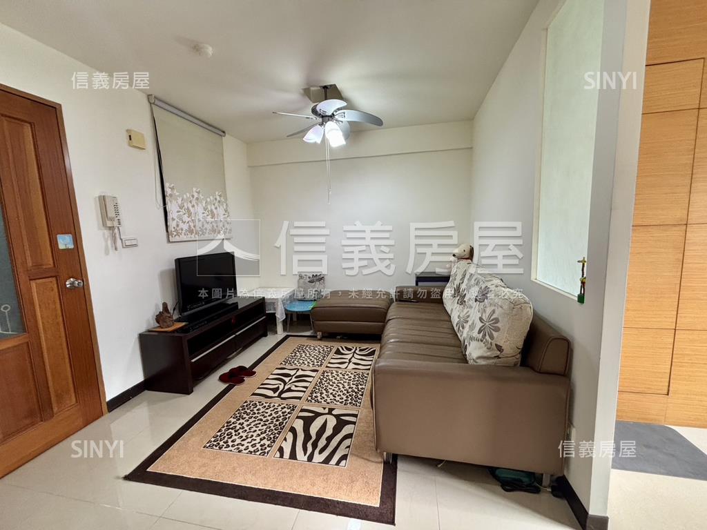 國興次高樓１房看公園房屋室內格局與周邊環境