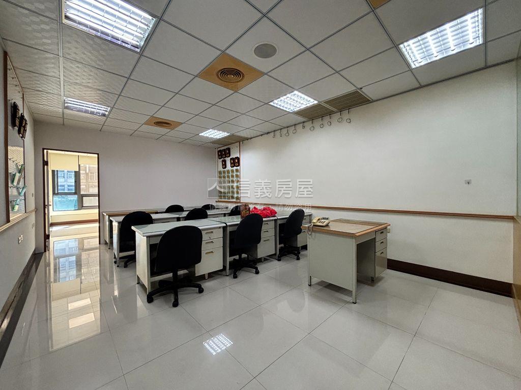 中山二路｜旗艦金店房屋室內格局與周邊環境