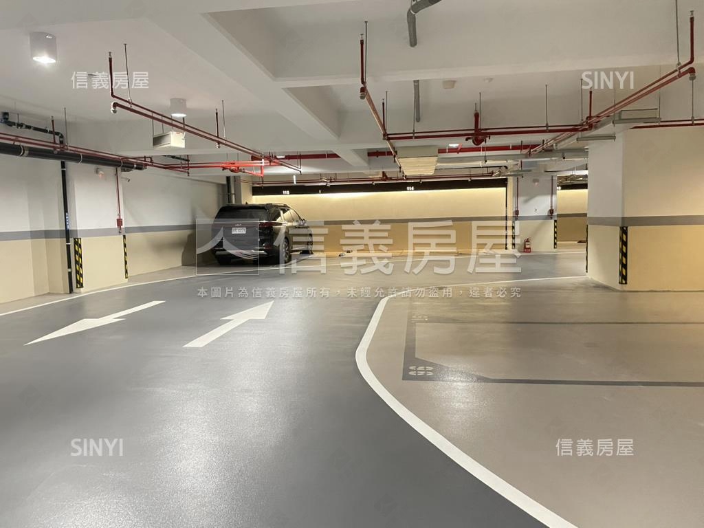 寶石睿岳帝王景觀宅房屋室內格局與周邊環境